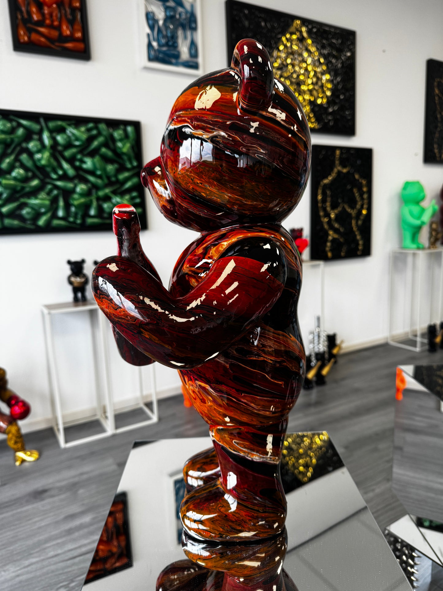 Champagne bear Lava