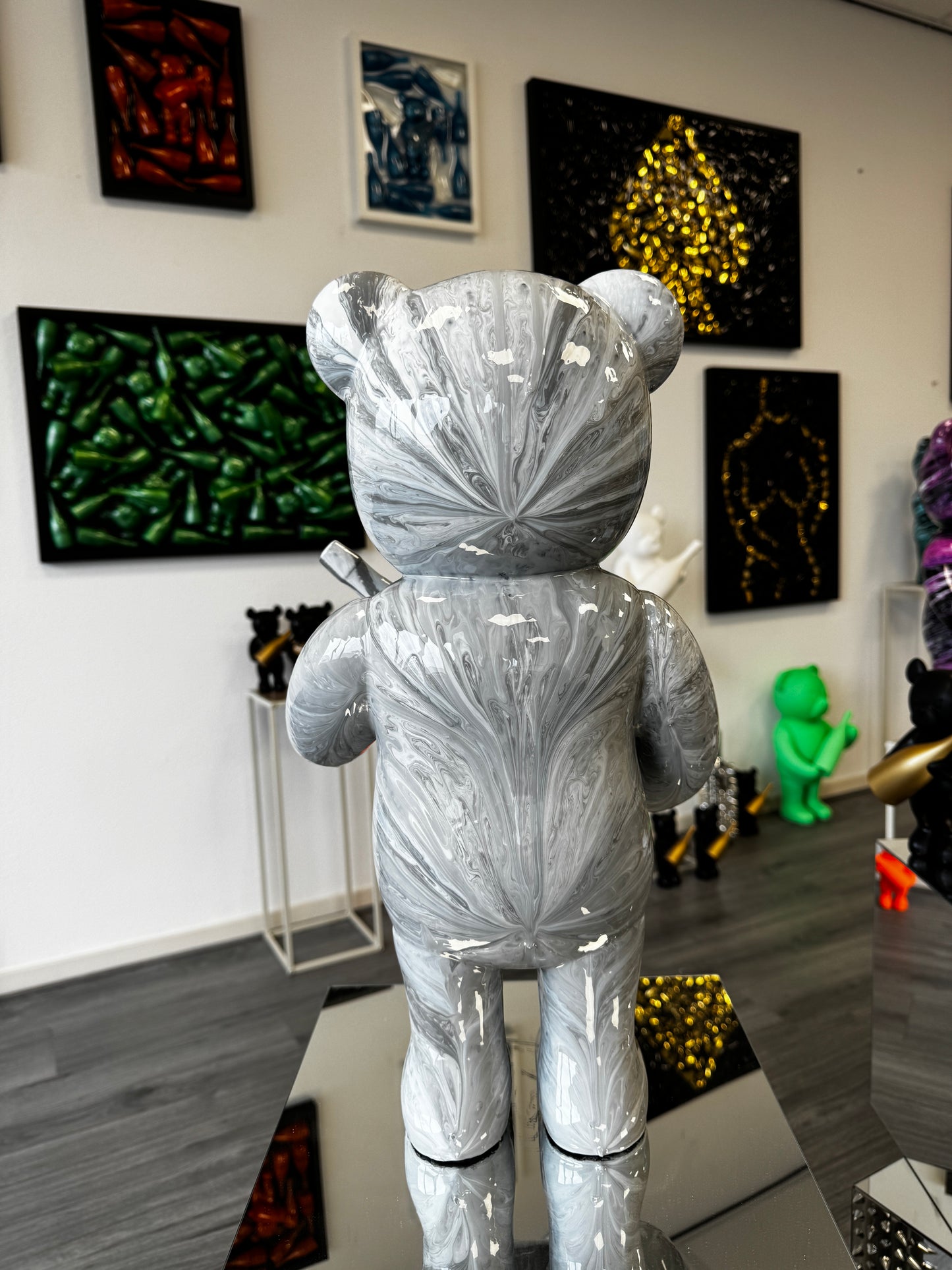 Champagne bear Marble