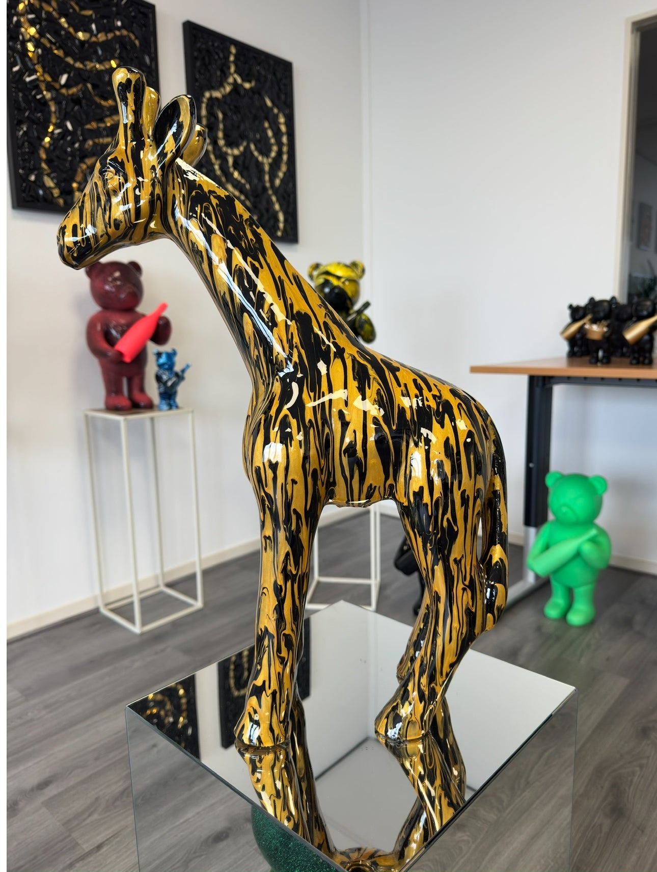 Giraffe Goldy