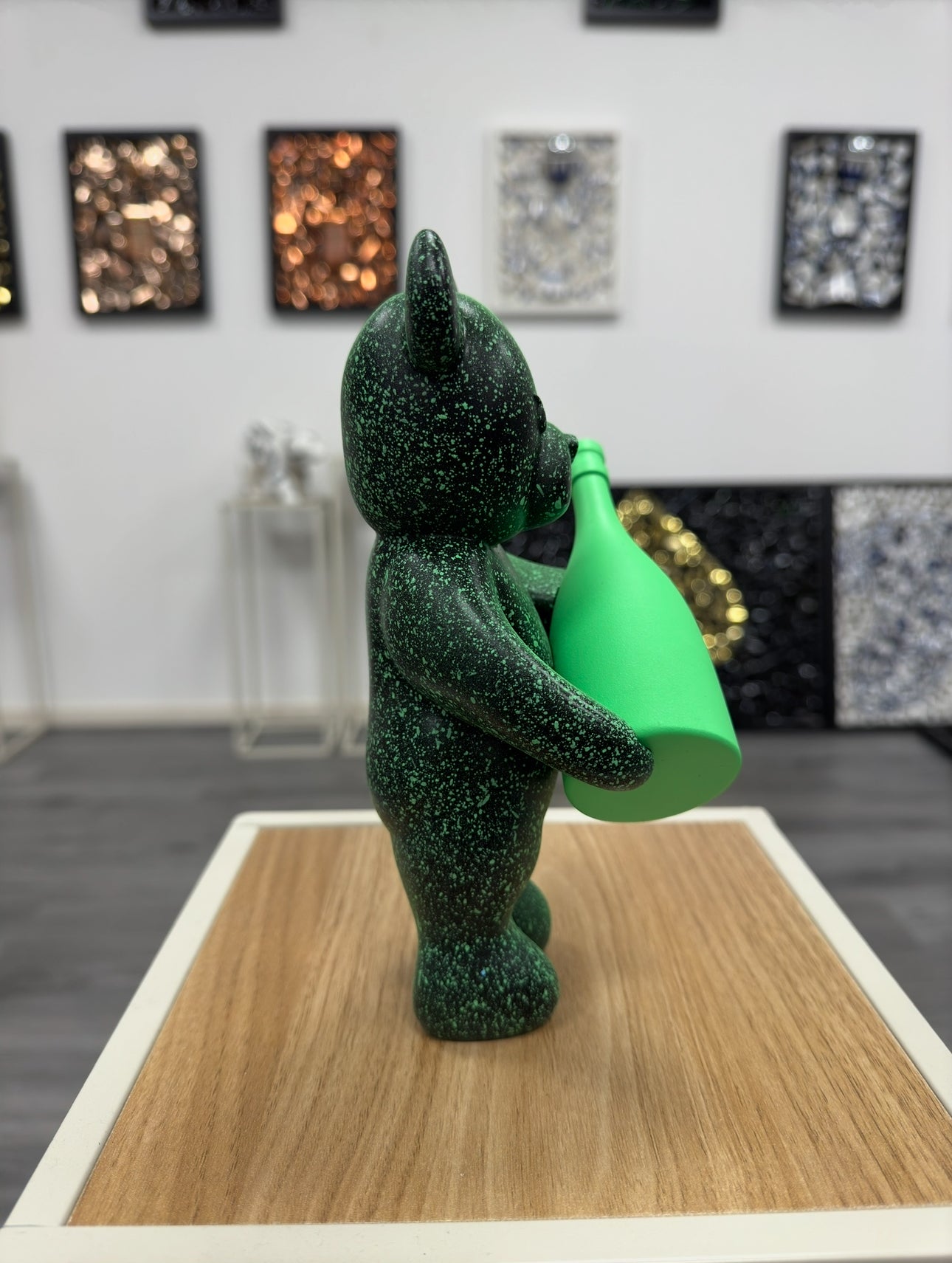 Champagne Bear Emerald