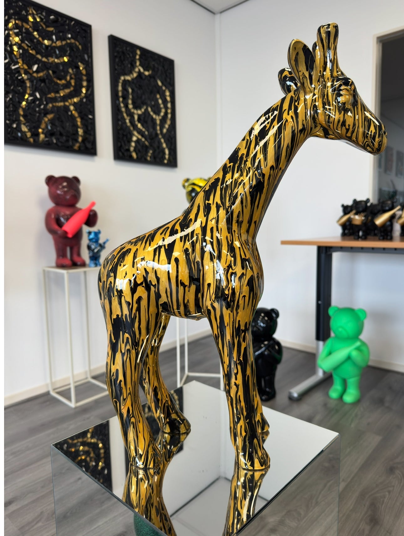 Giraffe Goldy