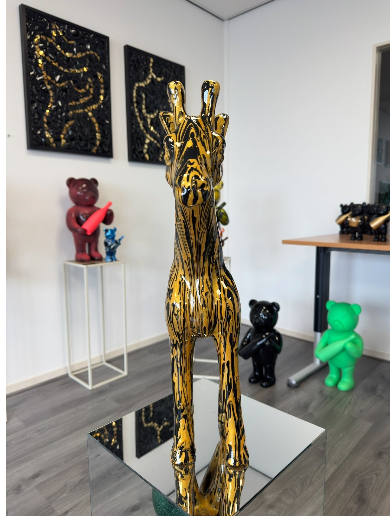 Giraffe Goldy