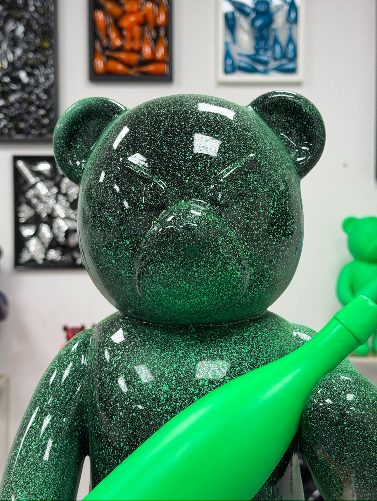 Champagne bear Jade